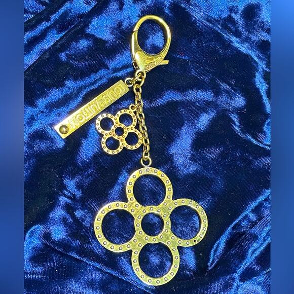 Louis Vuitton Key Chain / Bag Charm comes with a COA - Picture 1 of 4